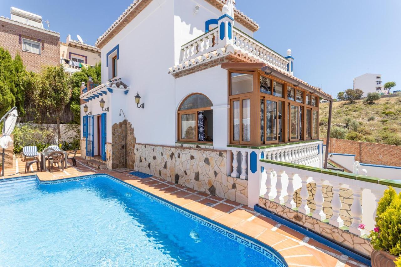 Apartamento Con Piscina Privada 네르하 외부 사진
